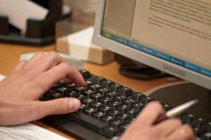 Что может требовать потребитель, если его права были нарушены?